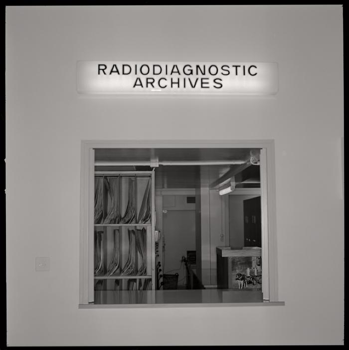 Hôpital cantonal: service de radiologie, archives.