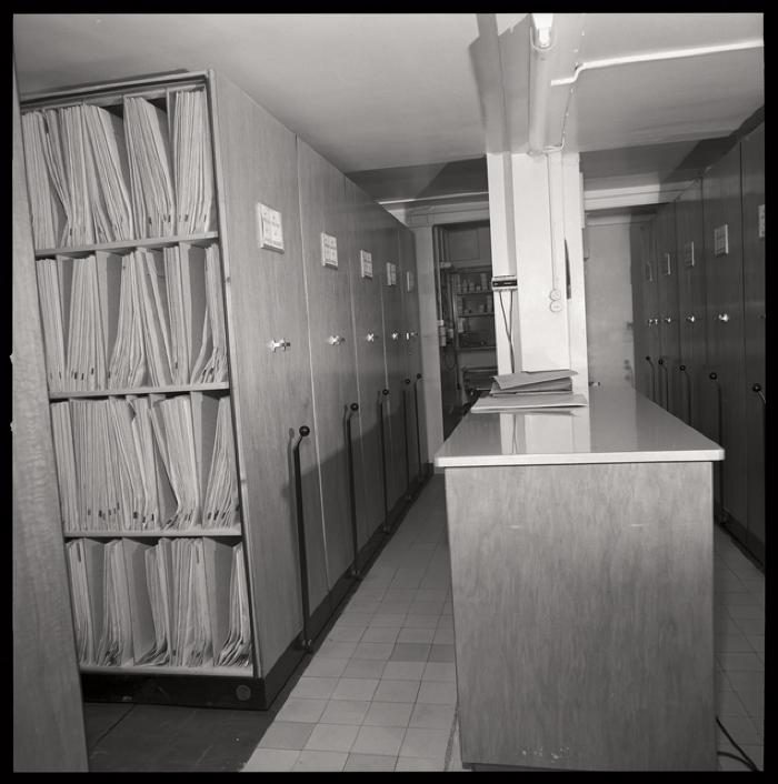 Hôpital cantonal: service de radiologie, archives.